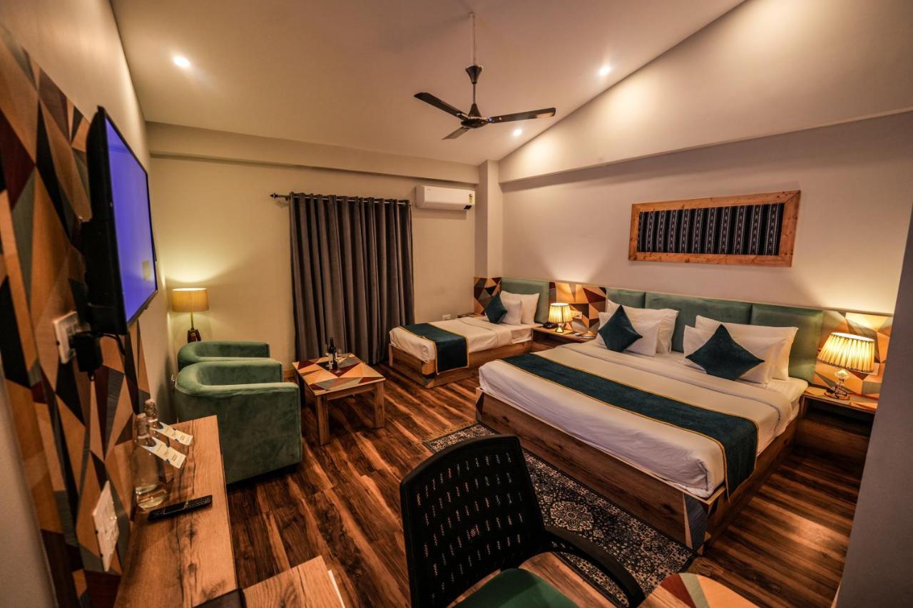 Hotel Square One By D'Polo Dharamszala Kültér fotó